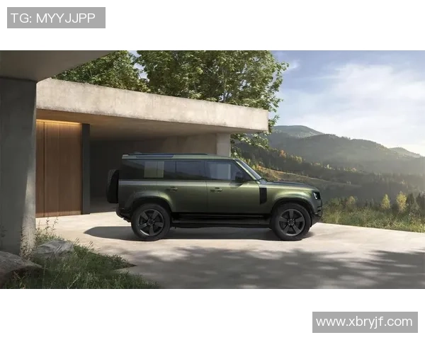 足球明星驾驶路虎豪车登场 展现非凡魅力与个人品味